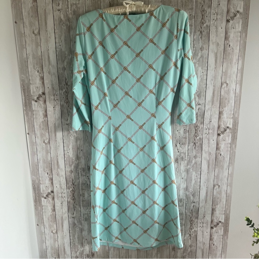 J. McLaughlin Green Ruched Sheath Dress 3/4 Sleeve Small - Picture 2 of 3
